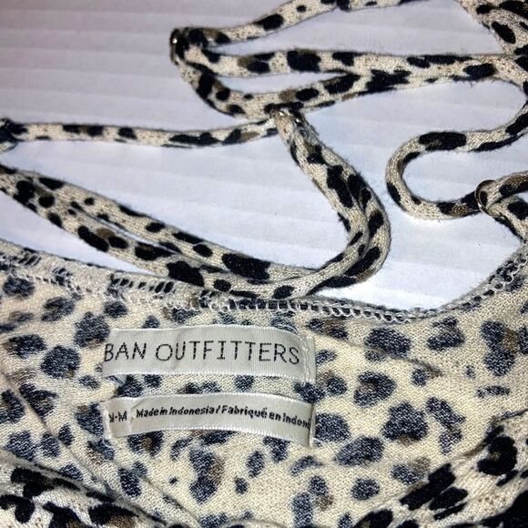 URBAN OUTFITTERS Jolie Cheetah Leopard Cutout Cami Top Womens Medium - Picture 8 of 15